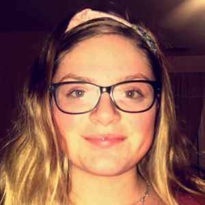 Meet your Posher, Ella